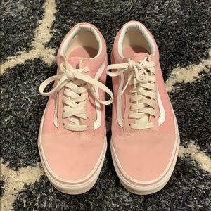 Vans pink suede old skool